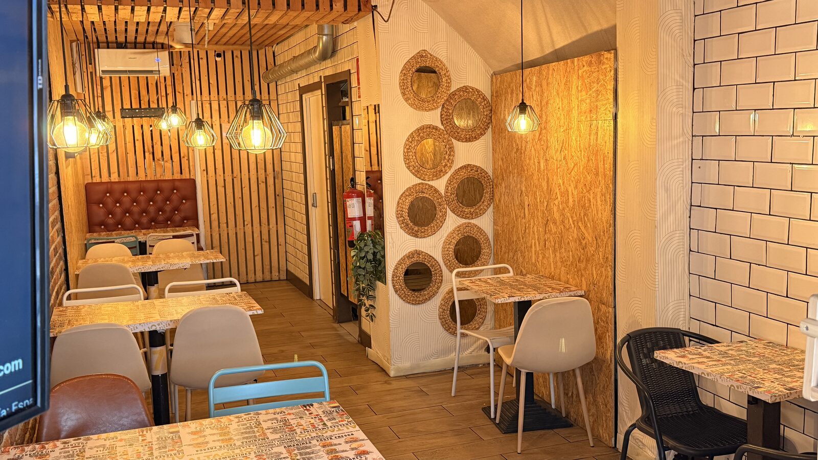 Sala interior de Altaglio Pizza al Tall en Salou